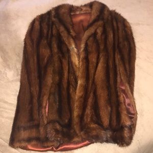 Beautiful vintage fur coat from 1940’s
